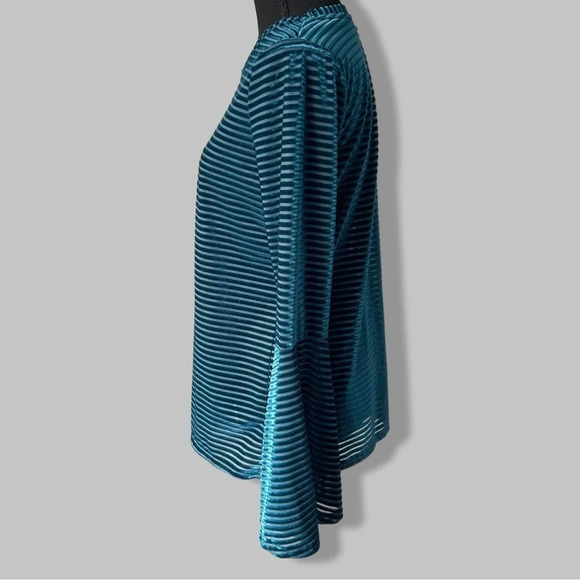 Michael Kors Turquoise Velvet Stripe Flutter  Sleeve Top - Picture 4 of 14